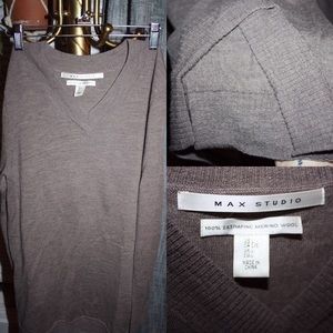 Max Studio 100% wool sweater
